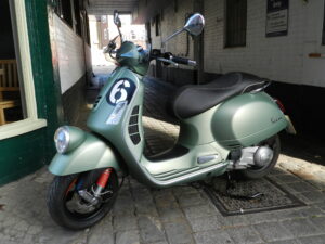 Vespa GTV Sei Giorni 300